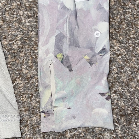 Lululemon Long Sleeve Shirt - Picture 2 of 5